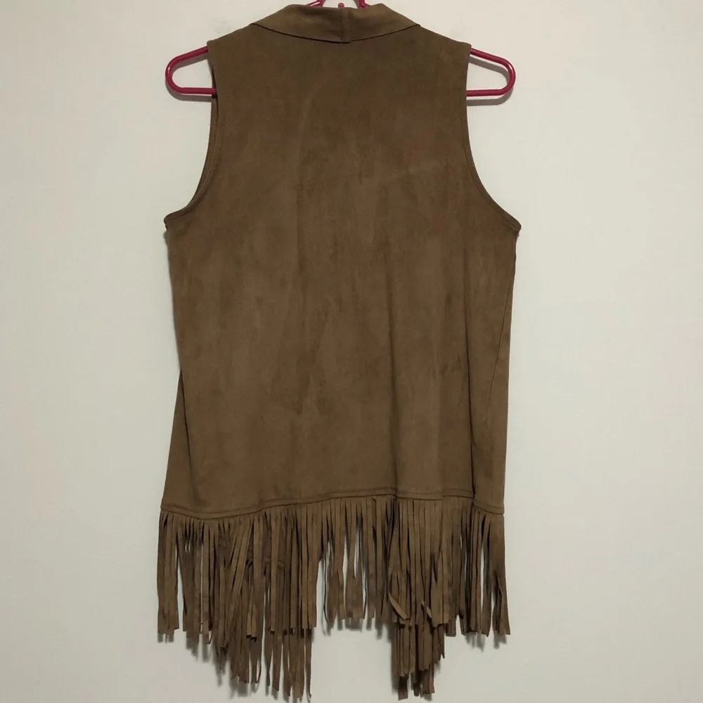 Tahari ASL Faux Suede Fringe Vest - Picture 2 of 3
